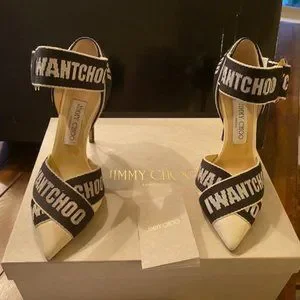 Jimmy★Choo(セールで嬉しい入荷)オシャレAlanah105Chalk Jimmy☆Choo(セールで嬉しい入荷)オシャレAlanah105Chalk (Jimmy